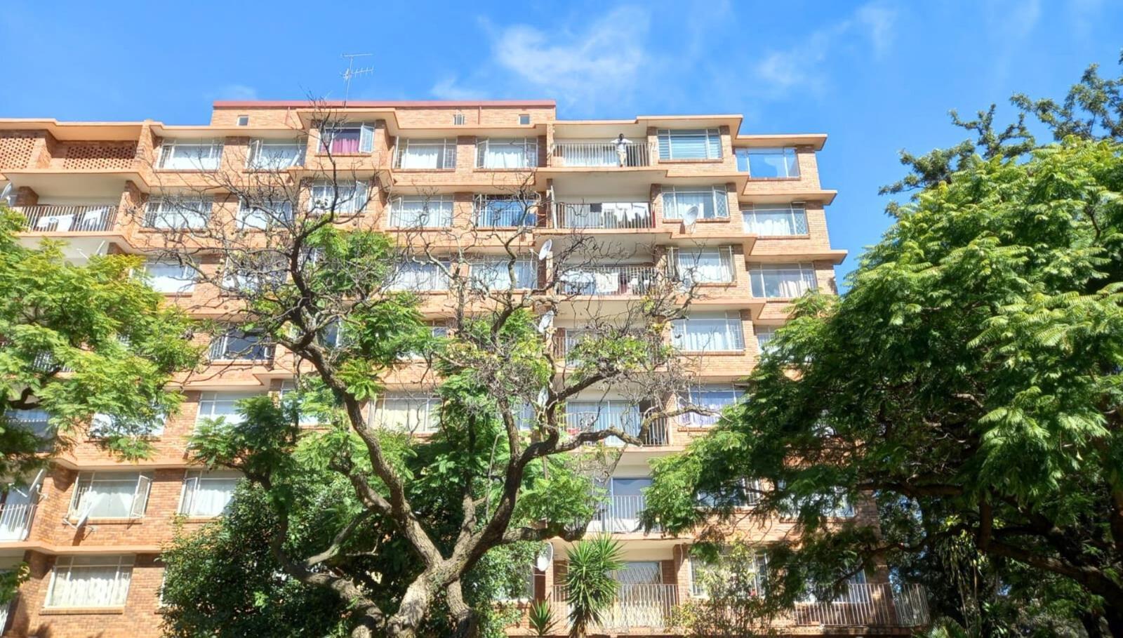 3 Bedroom Apartment in Sunnyside