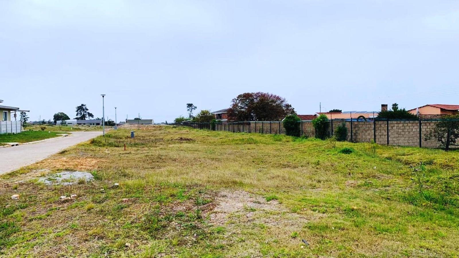 2.2 ha Land available in Pacaltsdorp