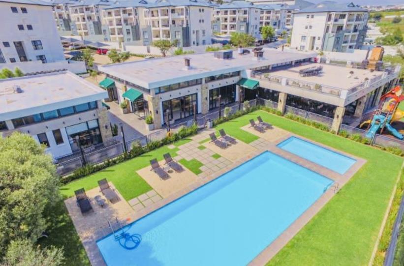 1 Bedroom Apartment in Modderfontein