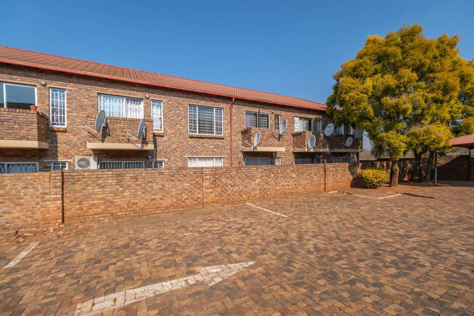1 Bedroom Apartment in Highveld