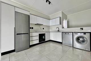3 Bedroom Apartment in Waterfall Estate