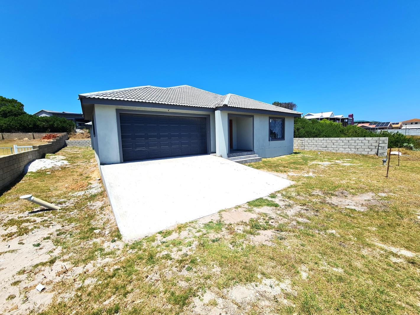 3 Bedroom House in Paradise Beach