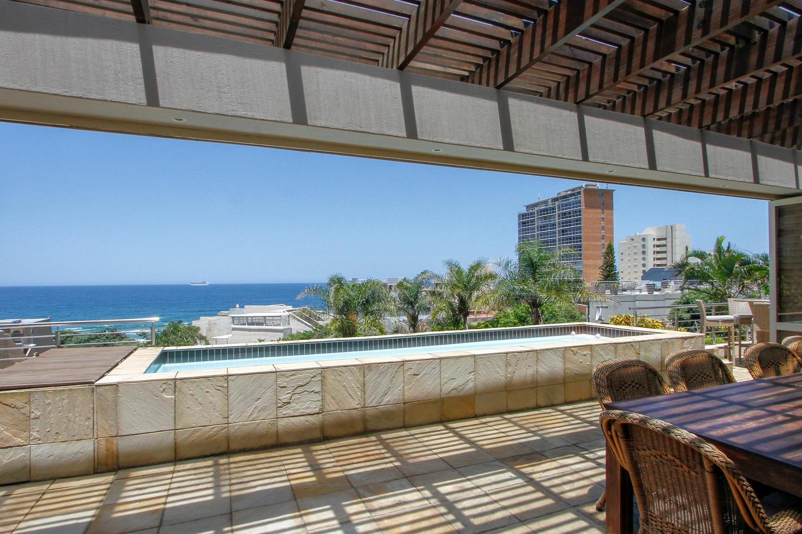 4 Bedroom Apartment in Umhlanga Rocks