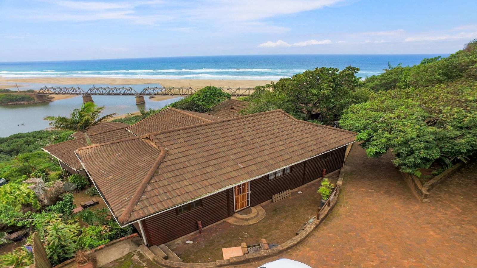House in Illovo Beach