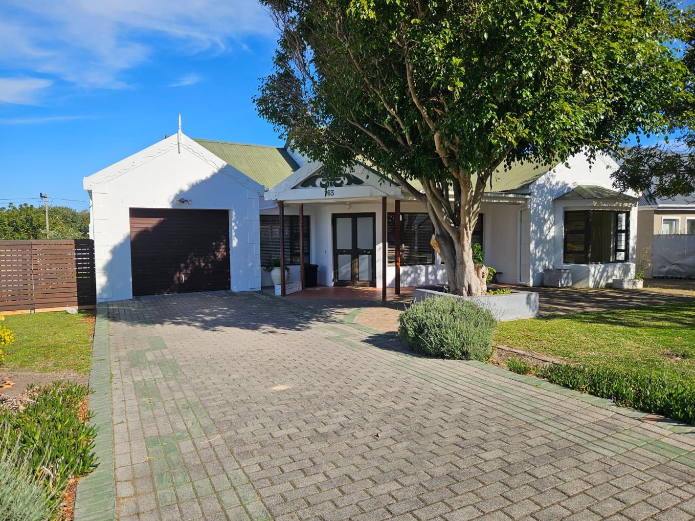2 Bedroom House in Kleinmond