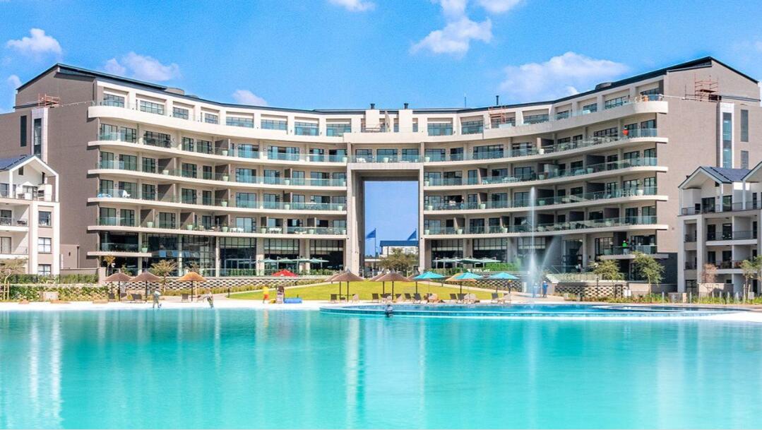 3 Bedroom Apartment in Waterfall Estate