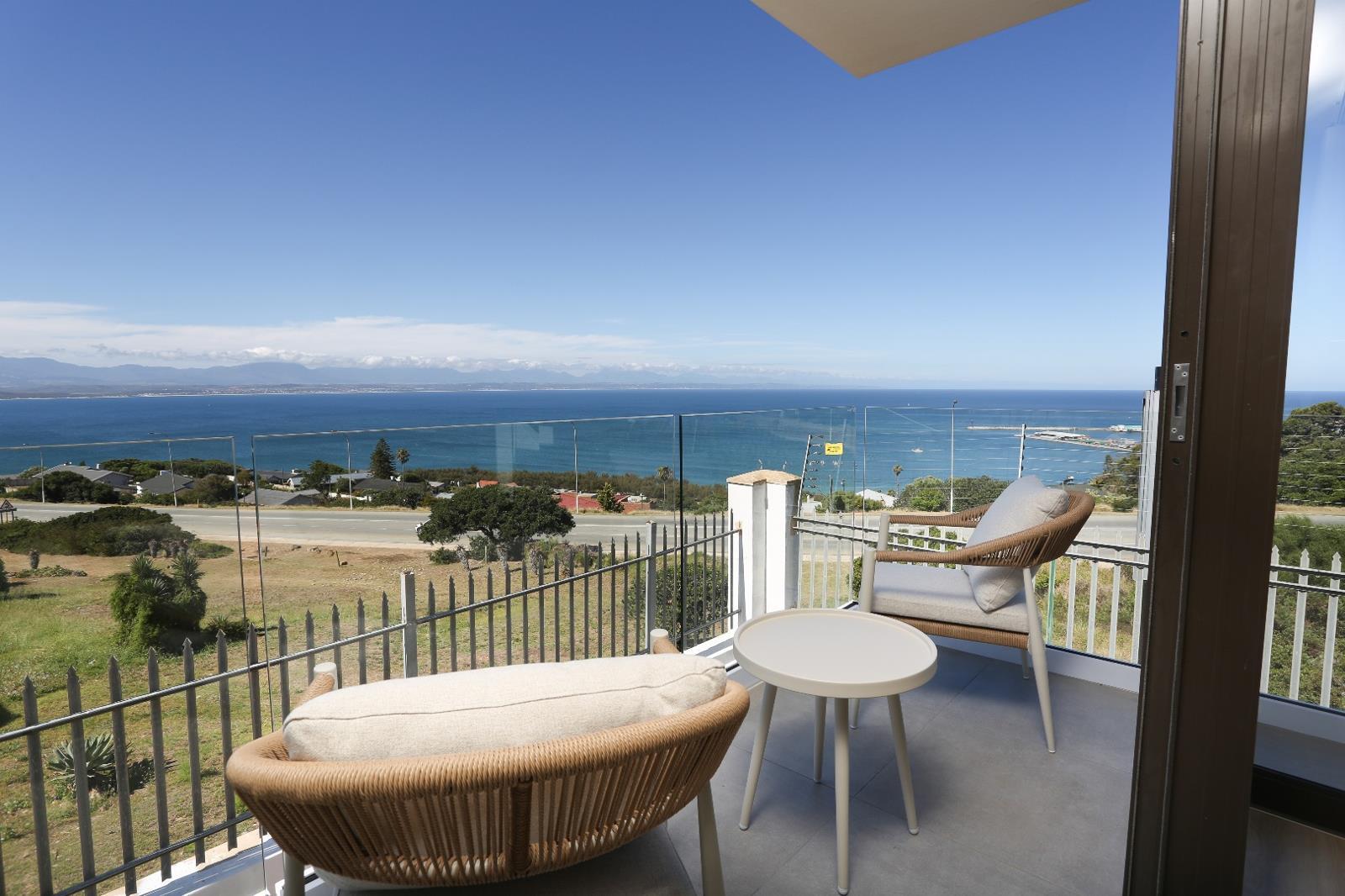 2 Bedroom Apartment in Mossel Bay Central