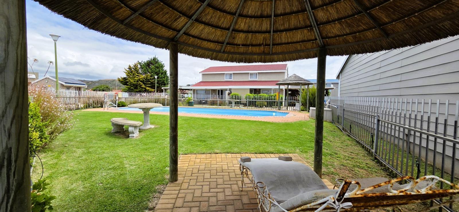 2 Bedroom House in Hartenbos