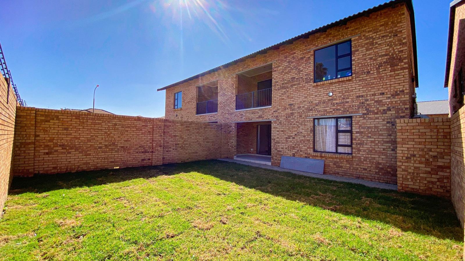 3 Bedroom Townhouse in Newmarket Park