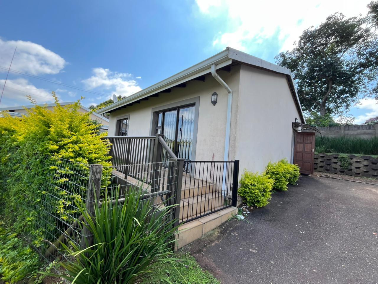 2 Bedroom Garden Cottage in Waterfall