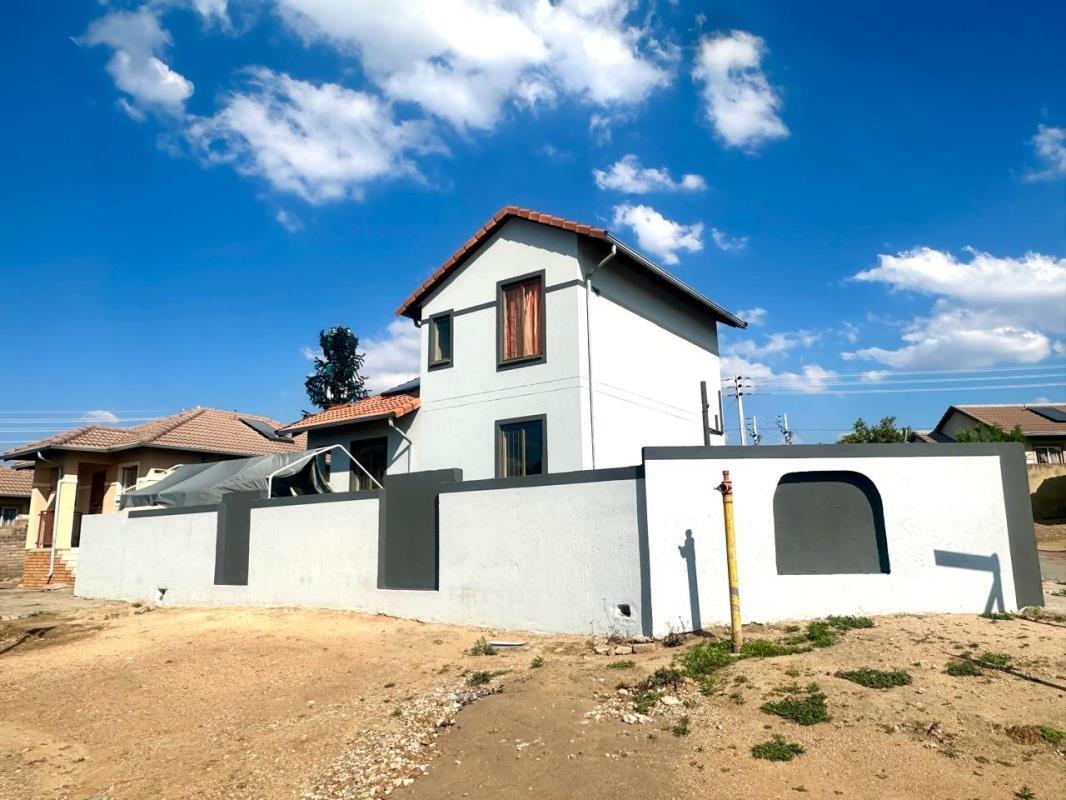 3 Bedroom House in Bloubosrand