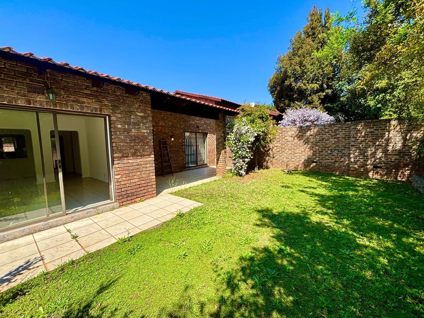 3 Bedroom Simplex in Morningside
