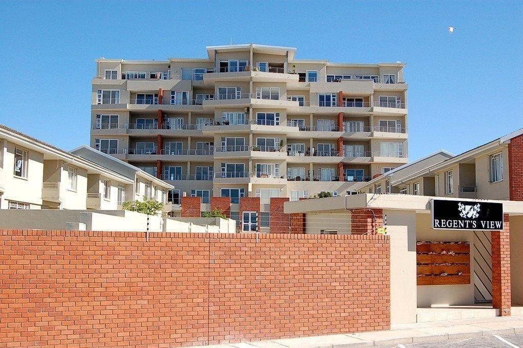 2 Bedroom Apartment in Humewood