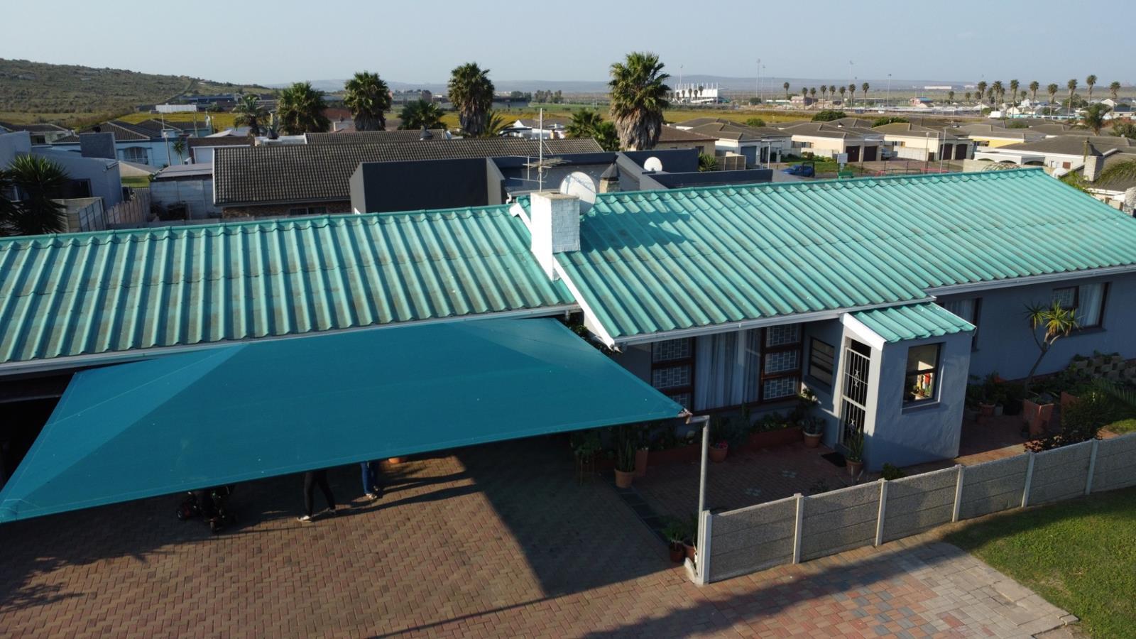 3 Bedroom House in Saldanha Heights