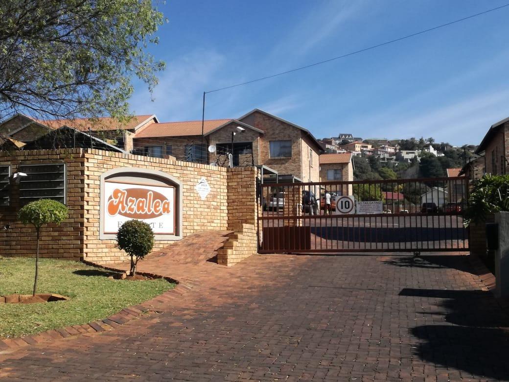 2 Bedroom Apartment in Roodekrans