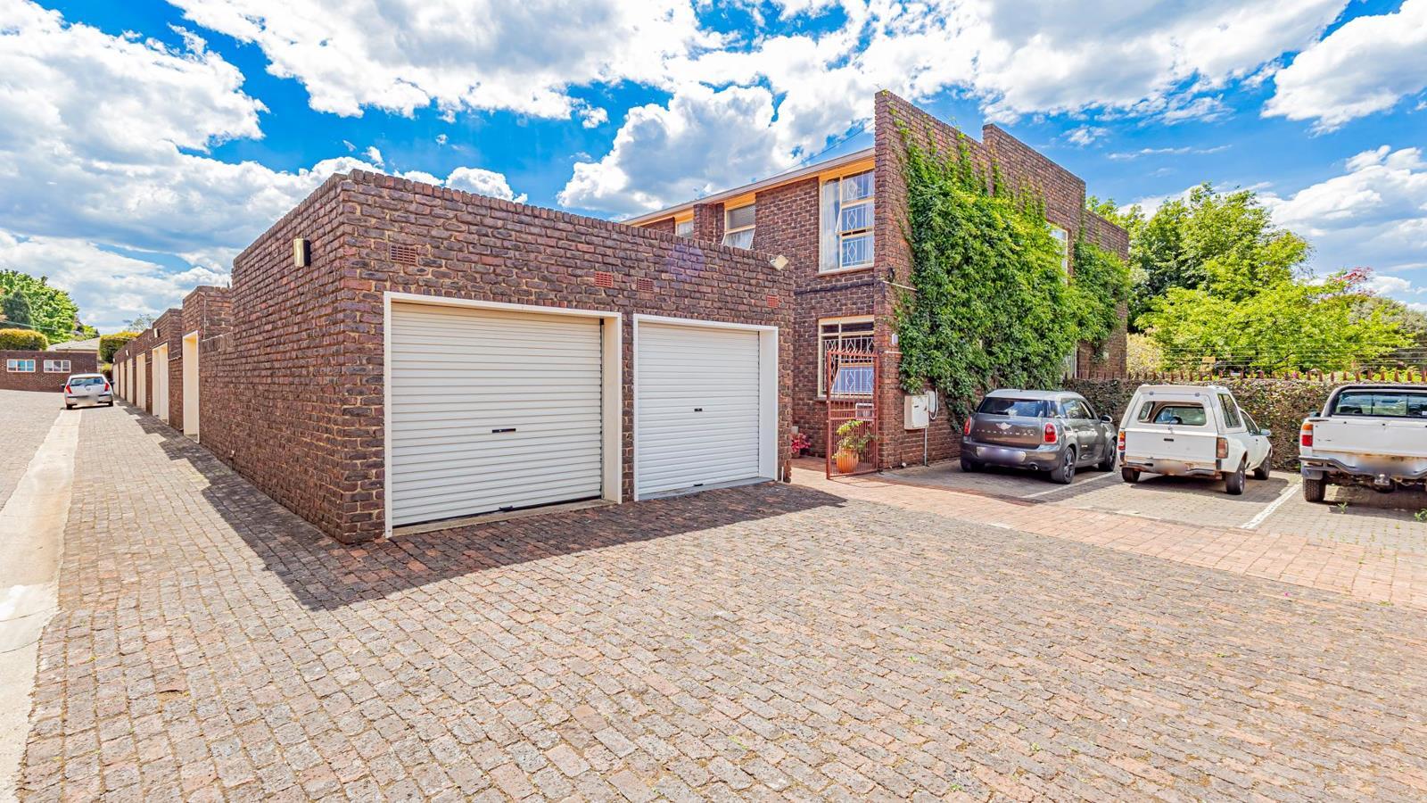 3 Bedroom Townhouse in Fairland