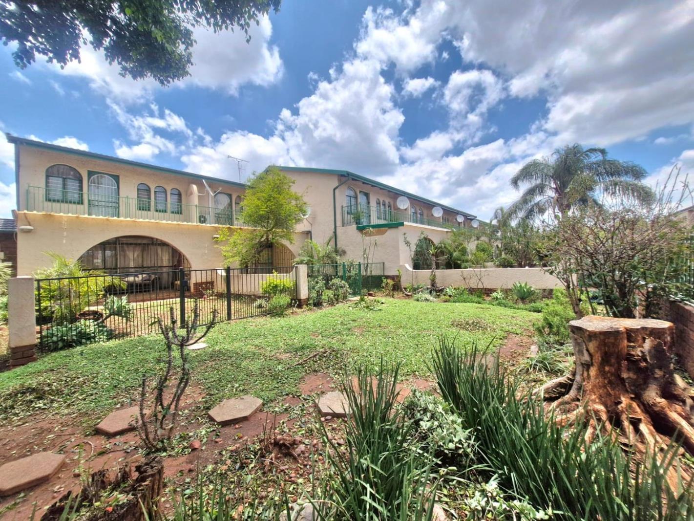 3 Bedroom Townhouse in Sinoville