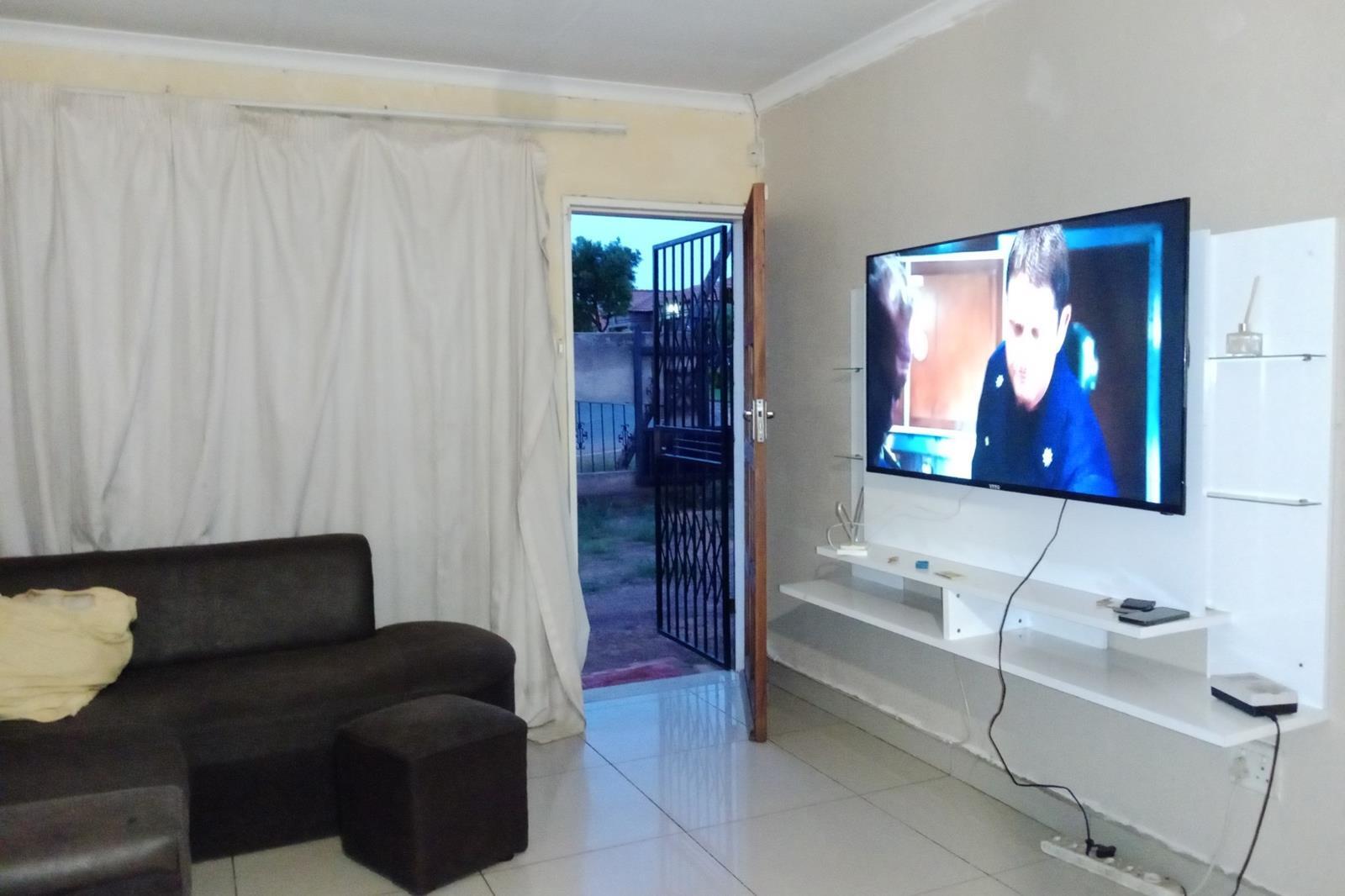 2 Bedroom House in Rosslyn