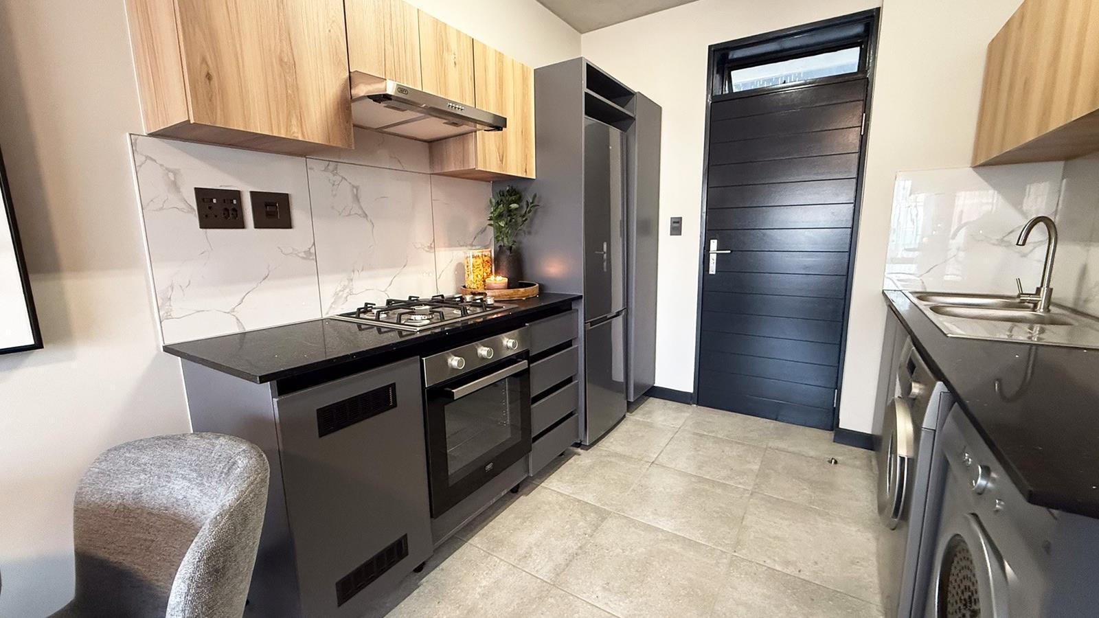 2 Bedroom Apartment in Helderfontein Estate