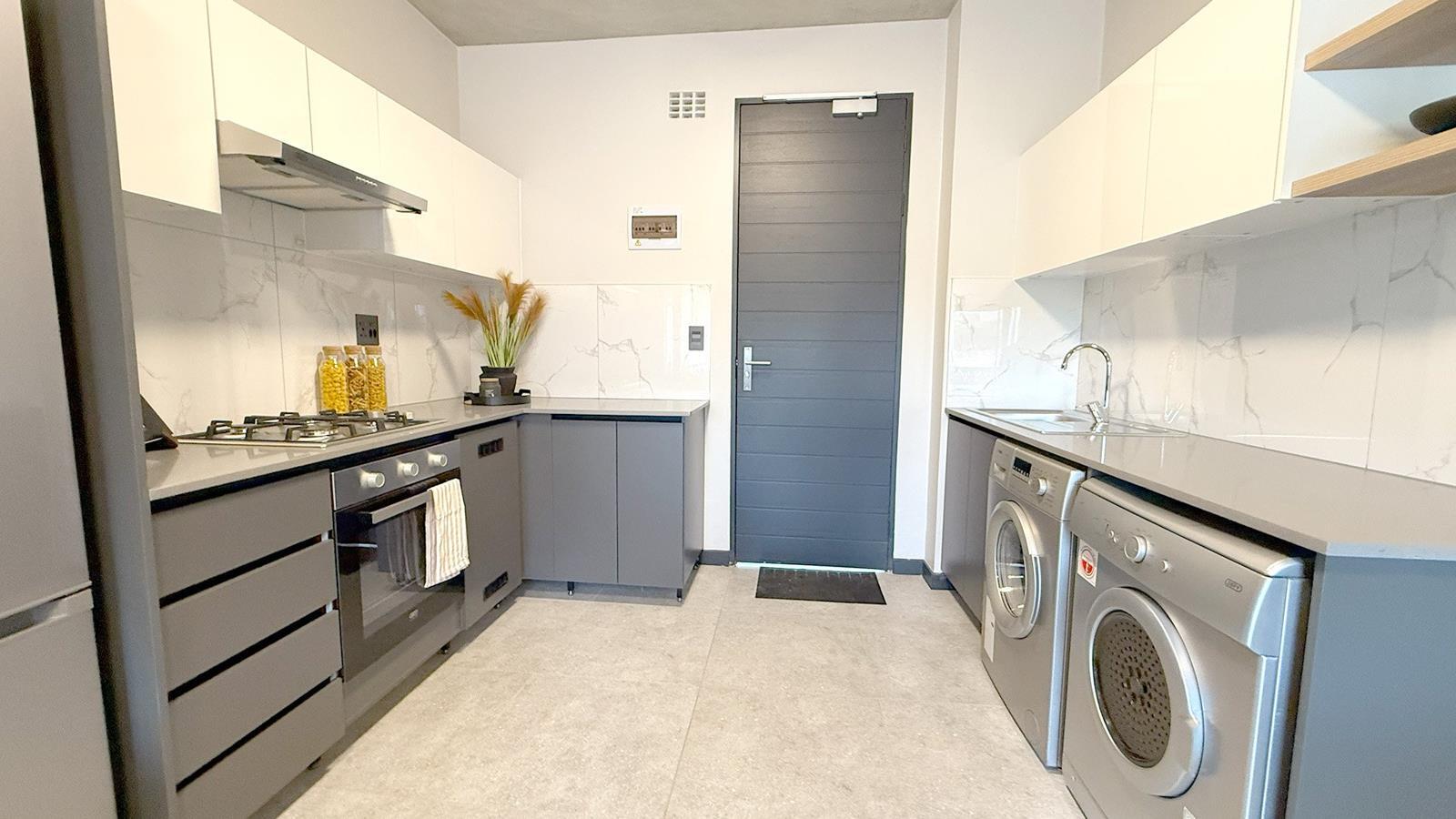 1 Bedroom Apartment in Helderfontein Estate