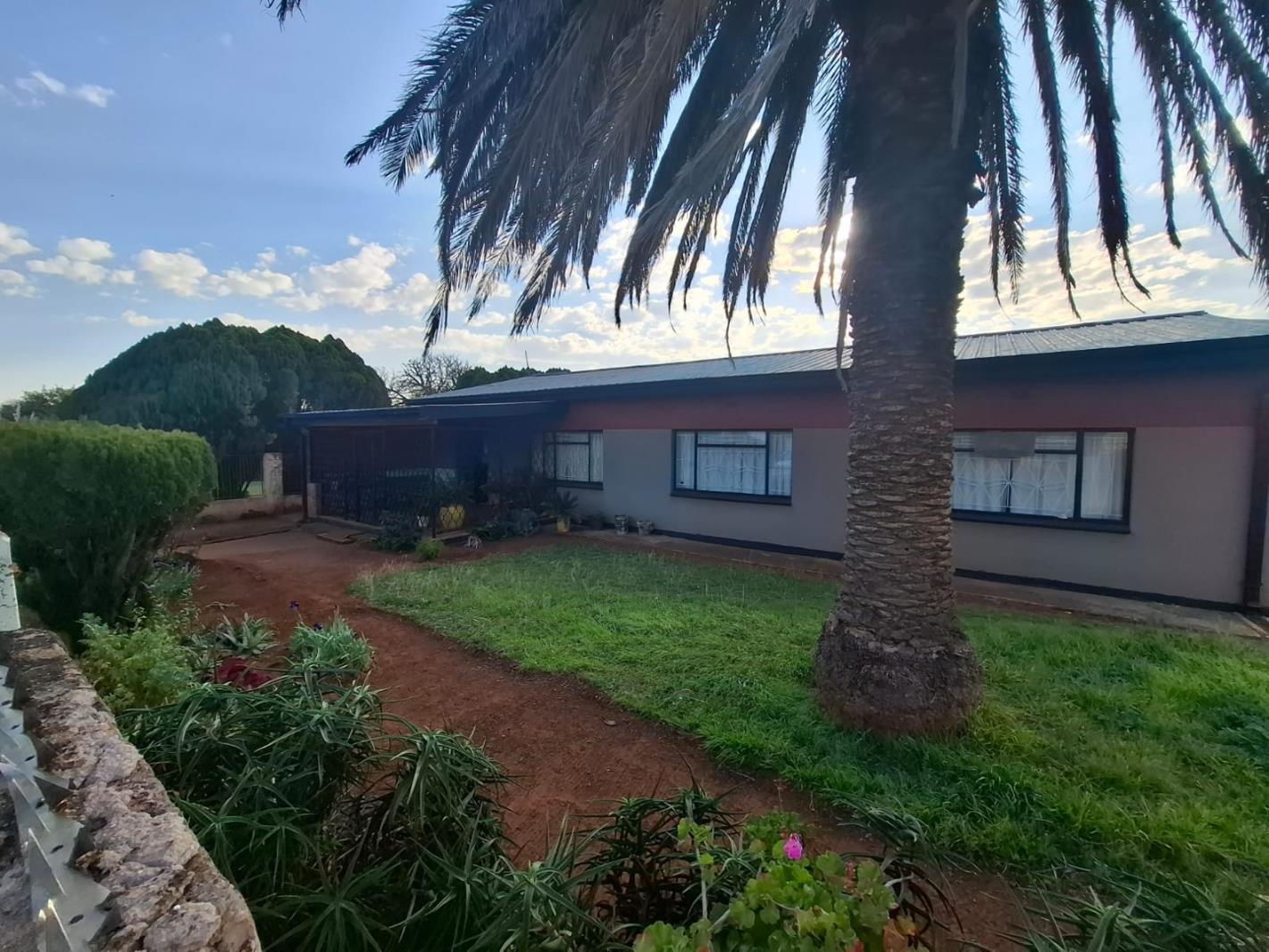 4 Bedroom House in Warrenton