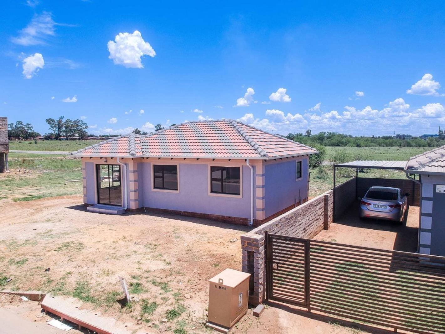 3 Bedroom Simplex in Kya Sands