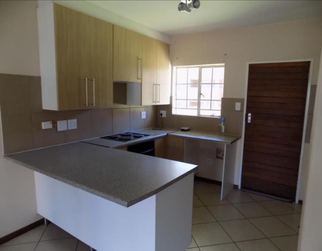 2 Bedroom House in Monavoni