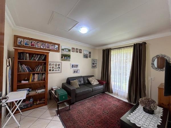 2 Bedroom Townhouse in Lyttelton Manor
