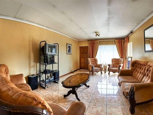 3 Bedroom Apartment in Vorna Valley