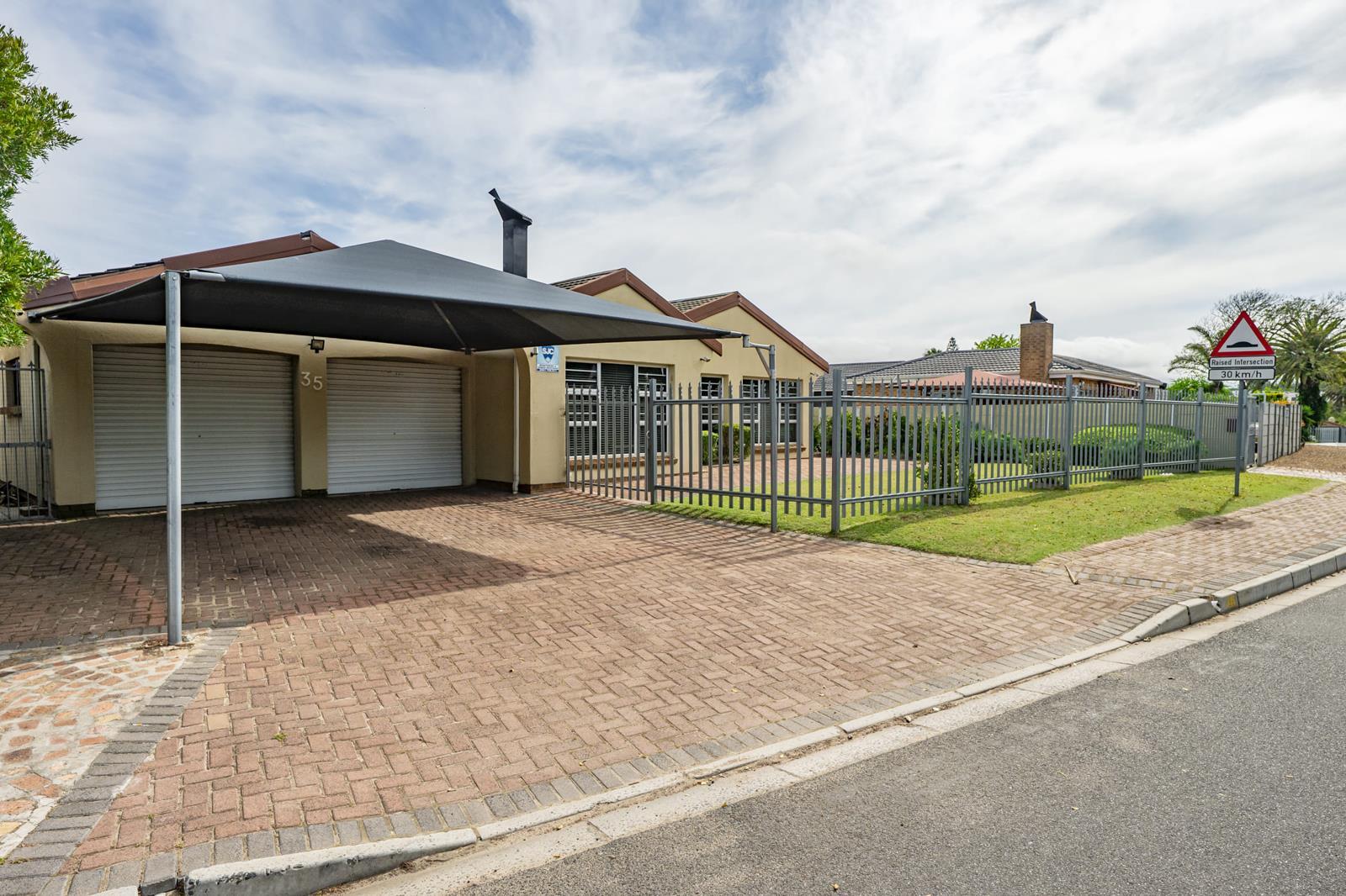3 Bedroom House in Morgenster Heights