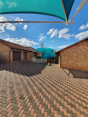 2 Bedroom Townhouse in Rangeview