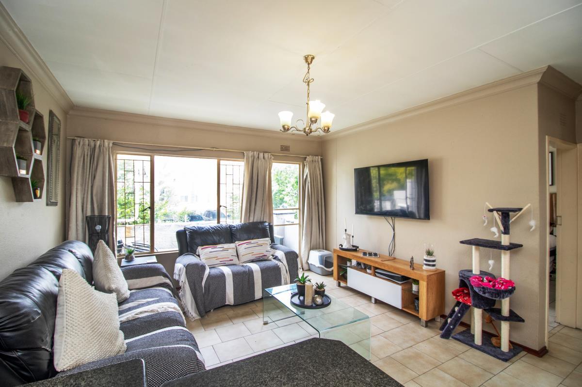 2 Bedroom Apartment in Edenglen