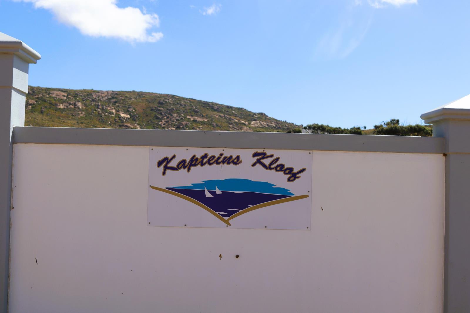 425 m² Land available in St Helena Views