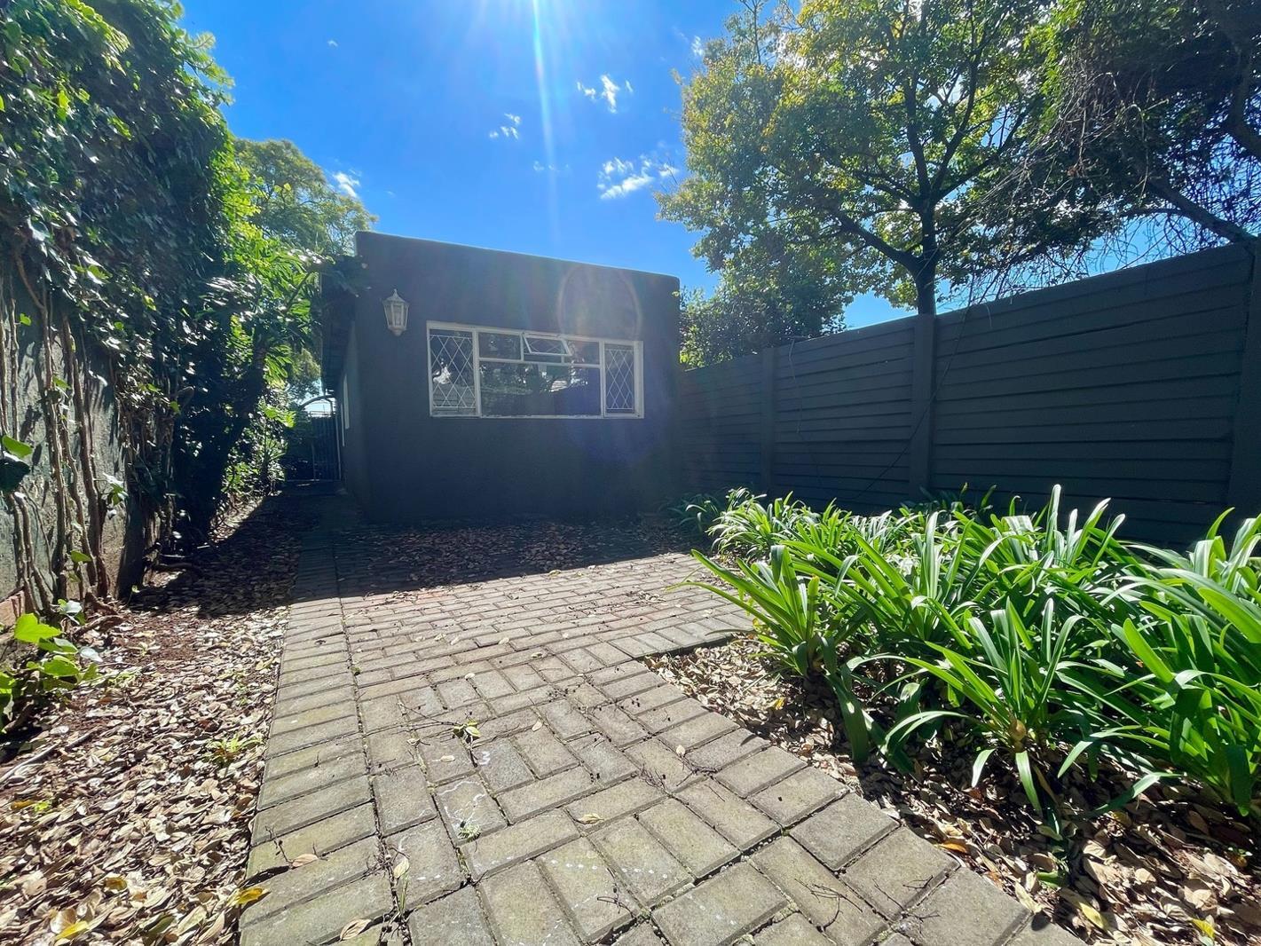1 Bedroom Garden Cottage in Melville