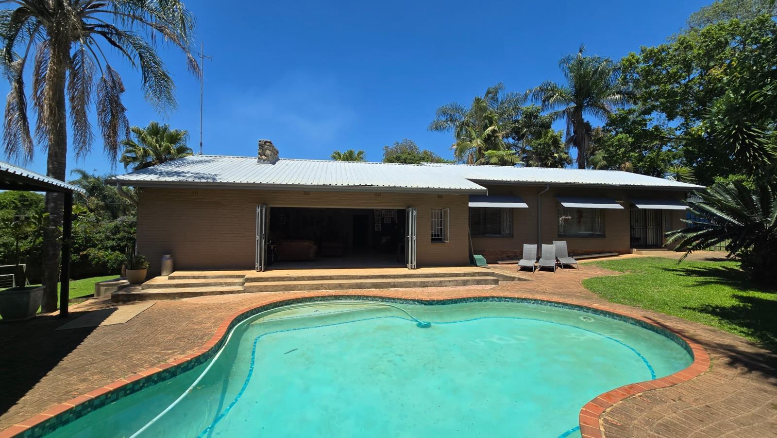 5 Bedroom House in Parkville