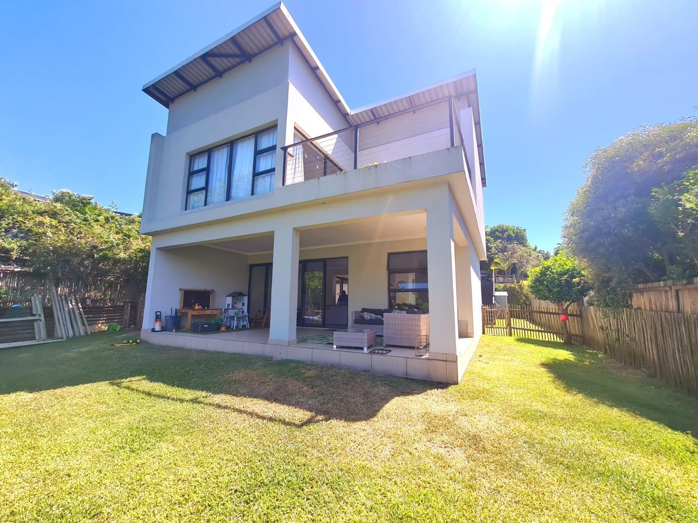 4 Bedroom House in Palm Lakes Estate