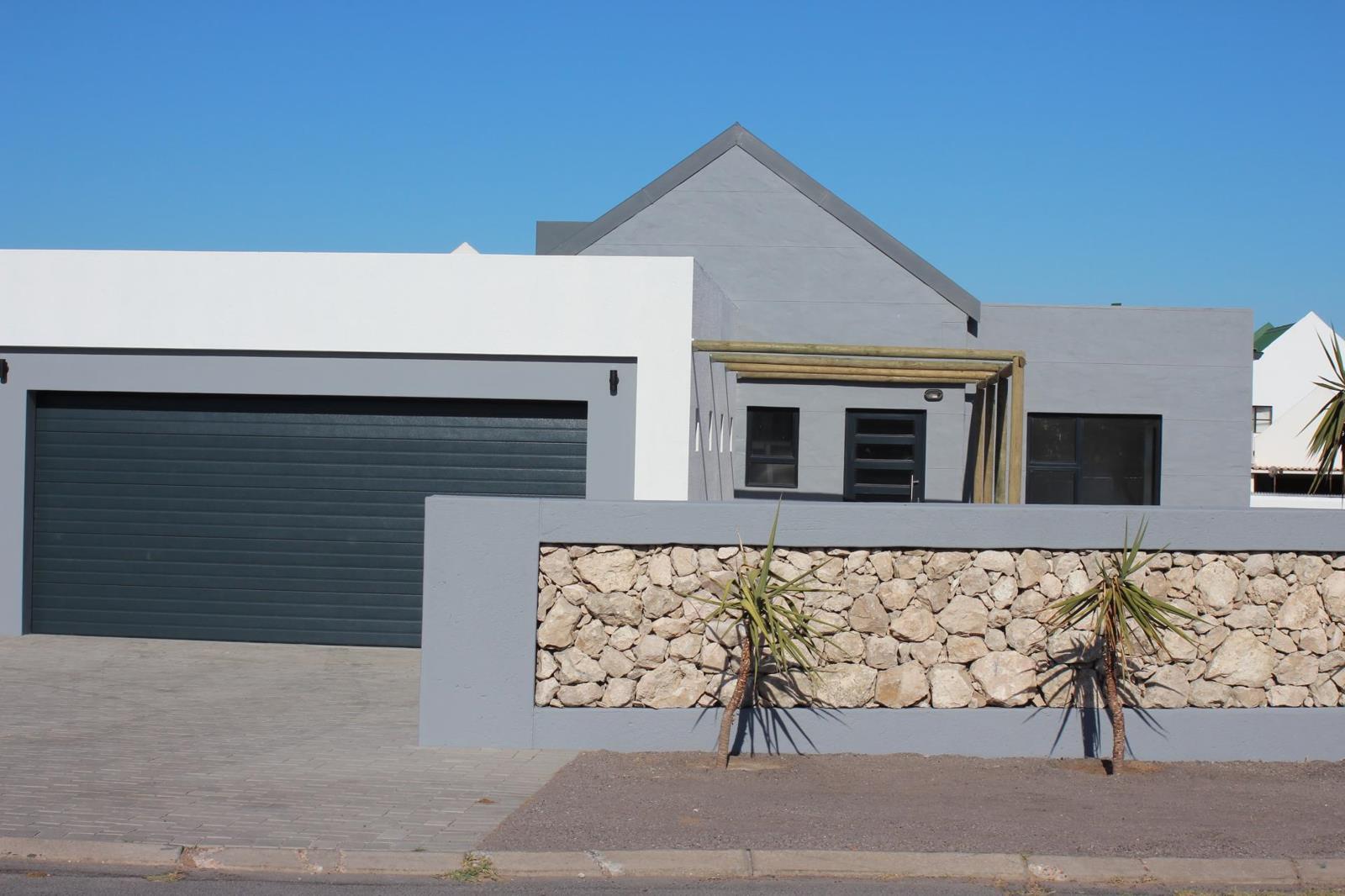 3 Bedroom House in Country Club