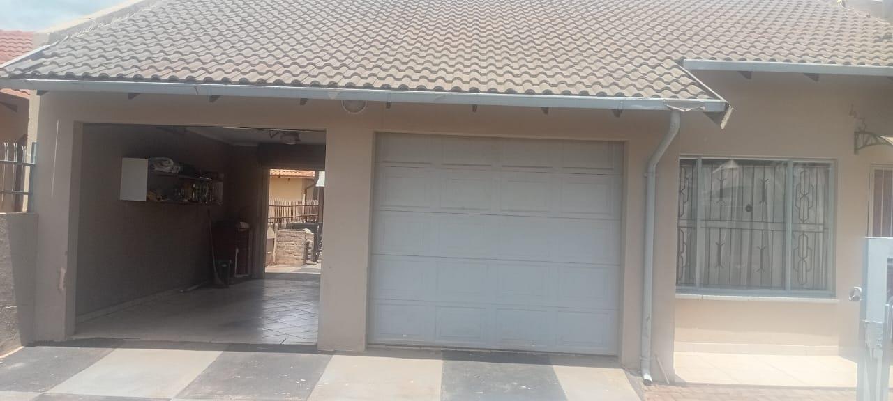 3 Bedroom House in The Orchards