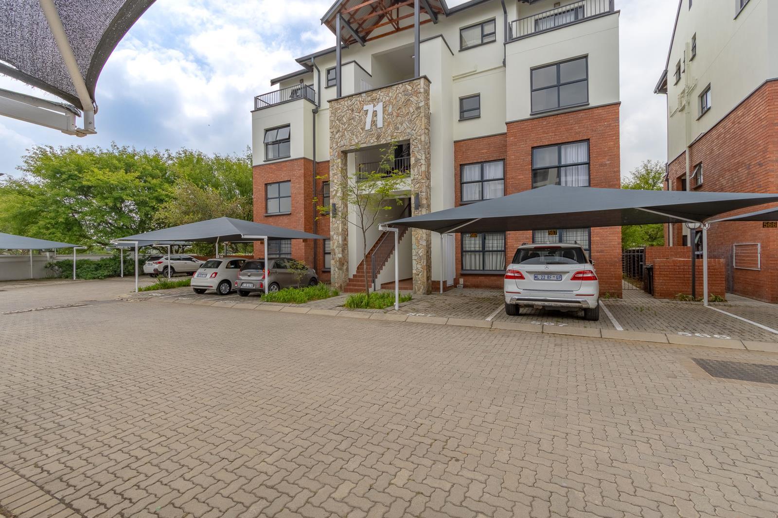 3 Bedroom Apartment in Greenstone Hill