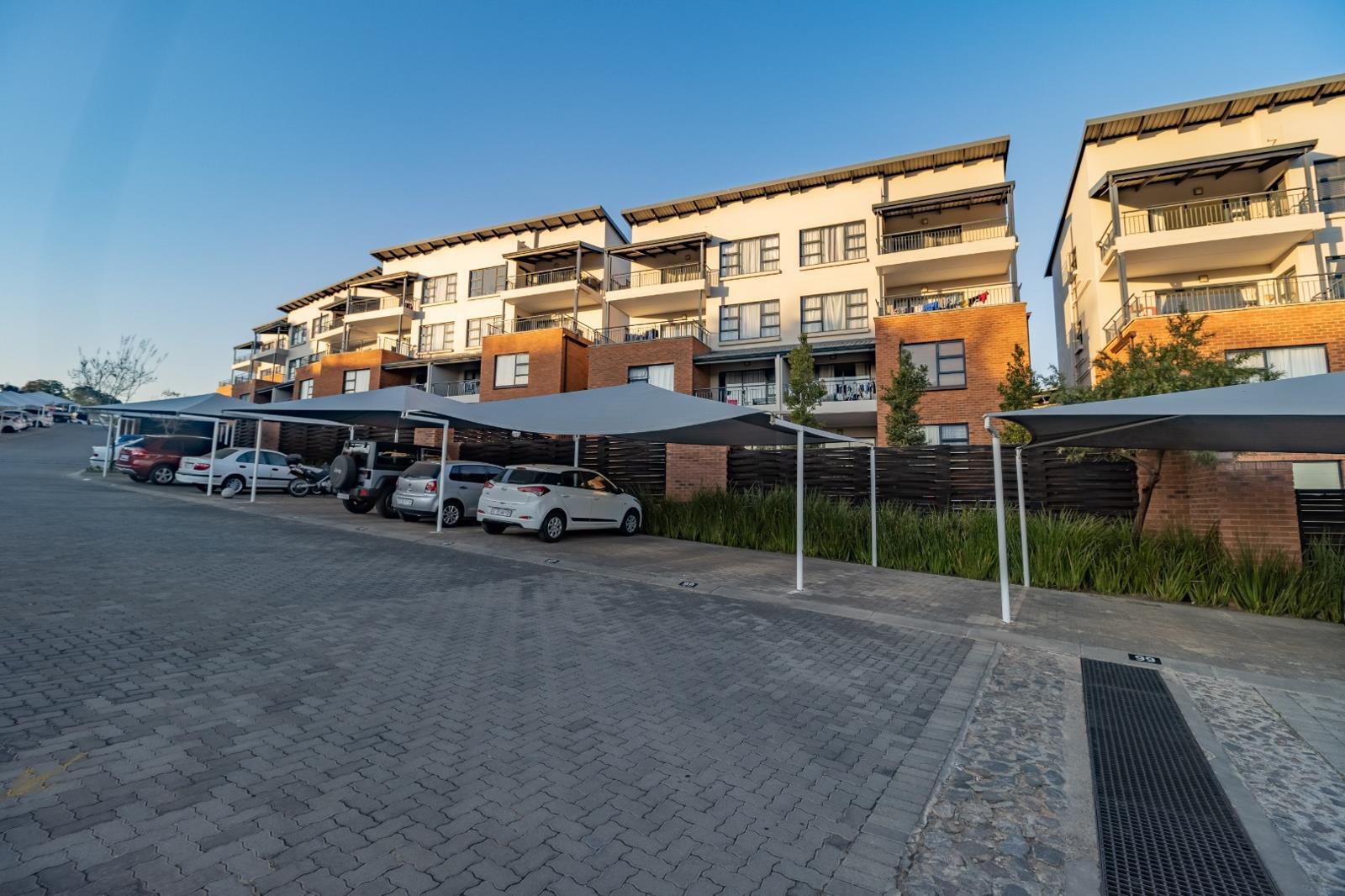 2 Bedroom Townhouse in Oakdene