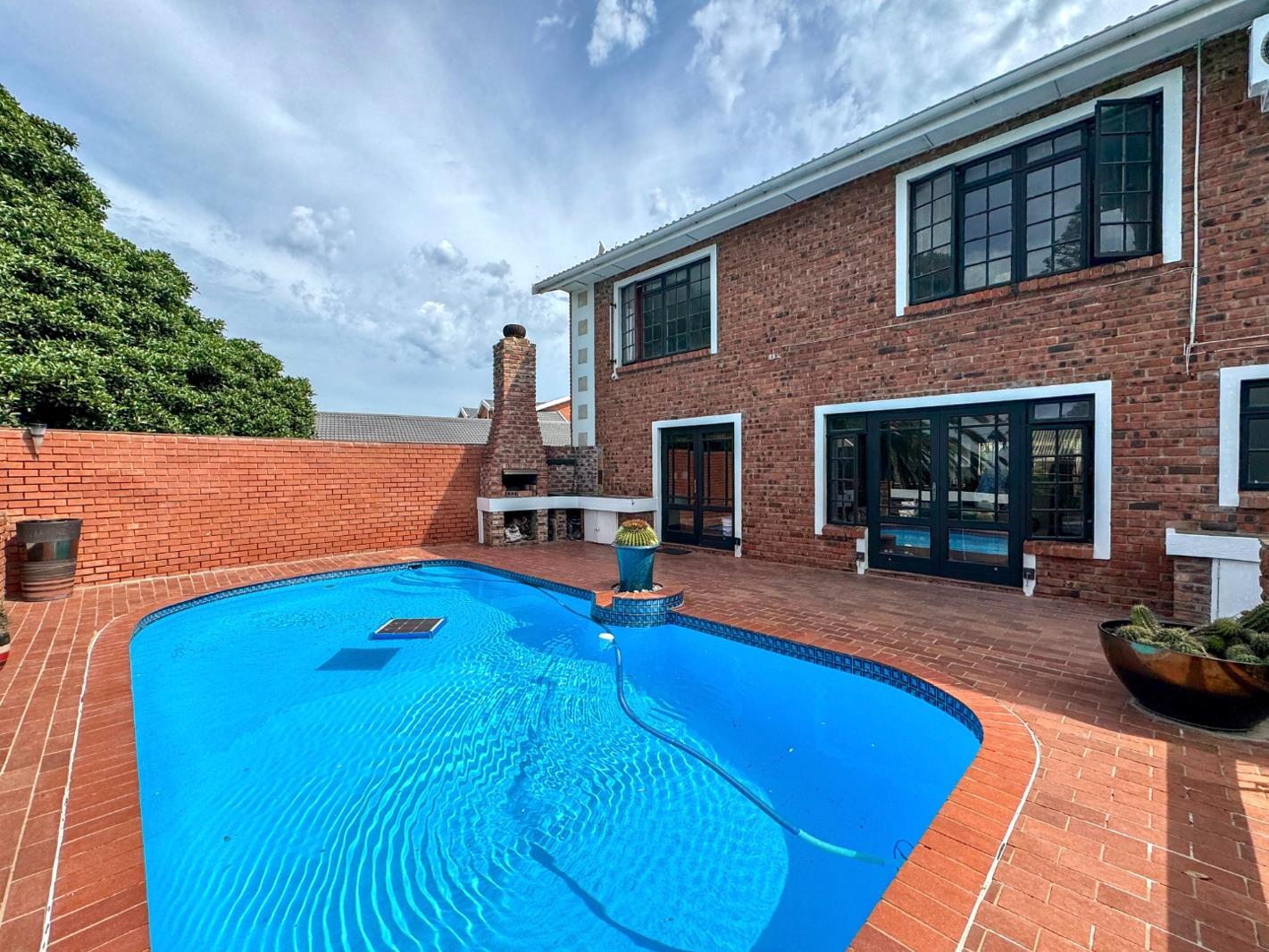 4 Bedroom House in Bluewater Bay