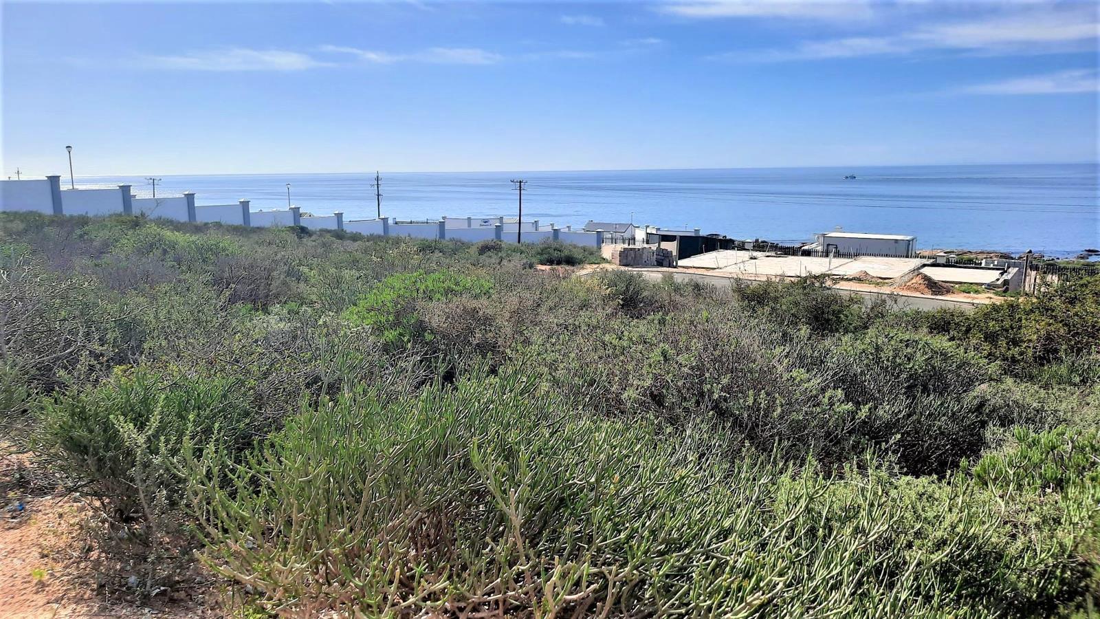 430 m² Land available in St Helena Views