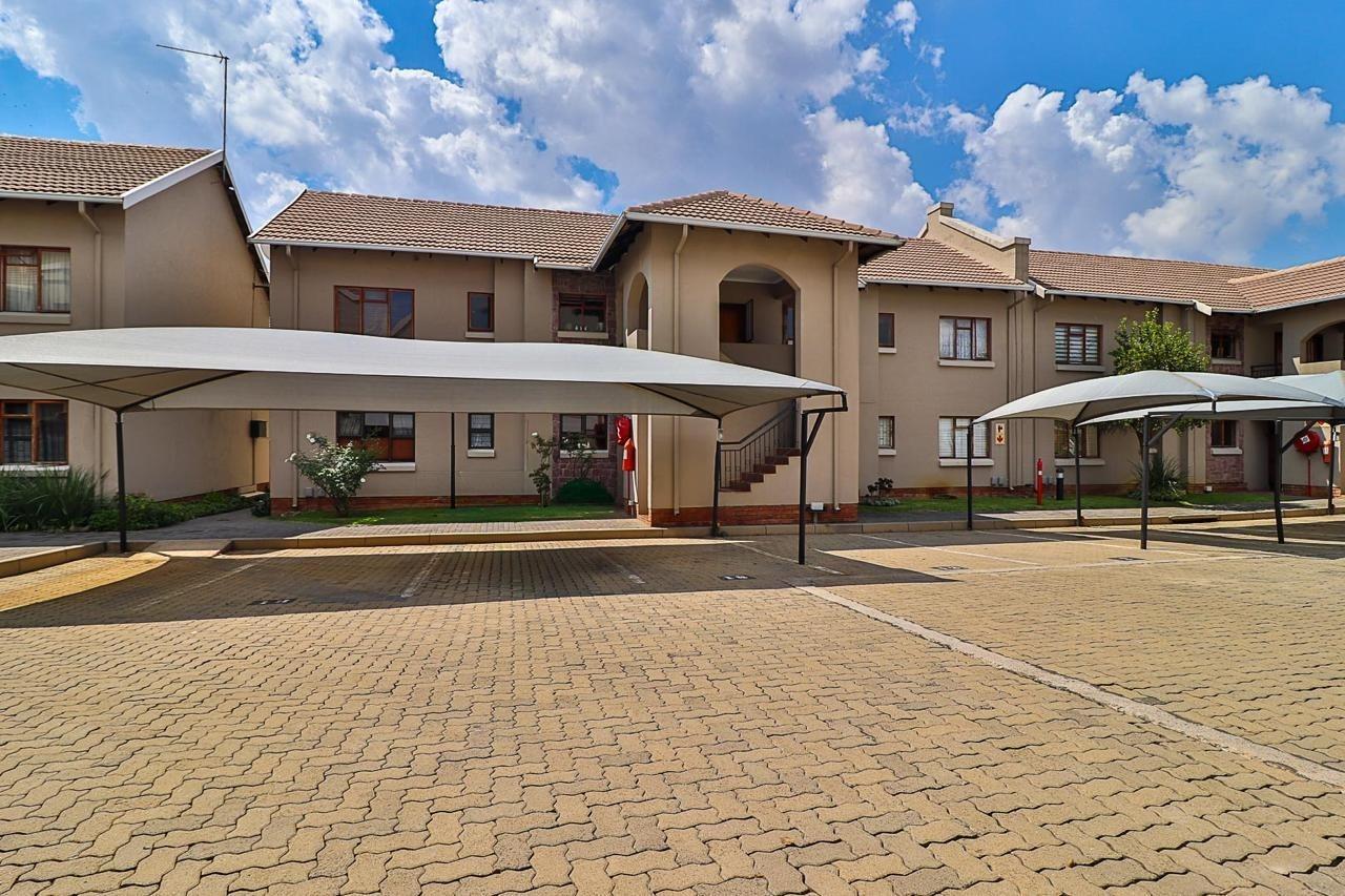 2 Bedroom Townhouse in Meyersdal
