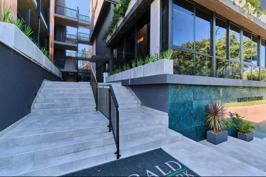 2 Bedroom Apartment in Hyde Park