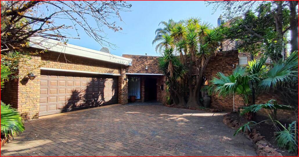 3 Bedroom House in Sunward Park