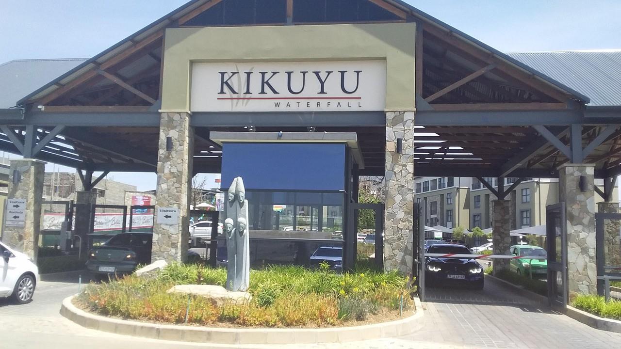 3 Bedroom Apartment in Waterfall Estate