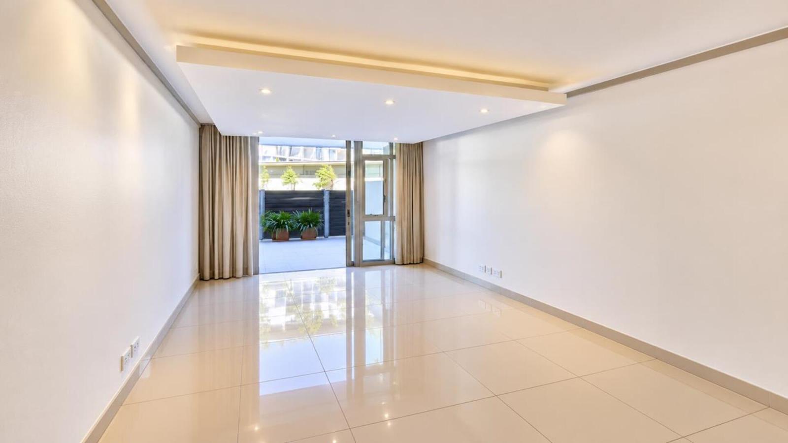 2 Bedroom Apartment in Claremont