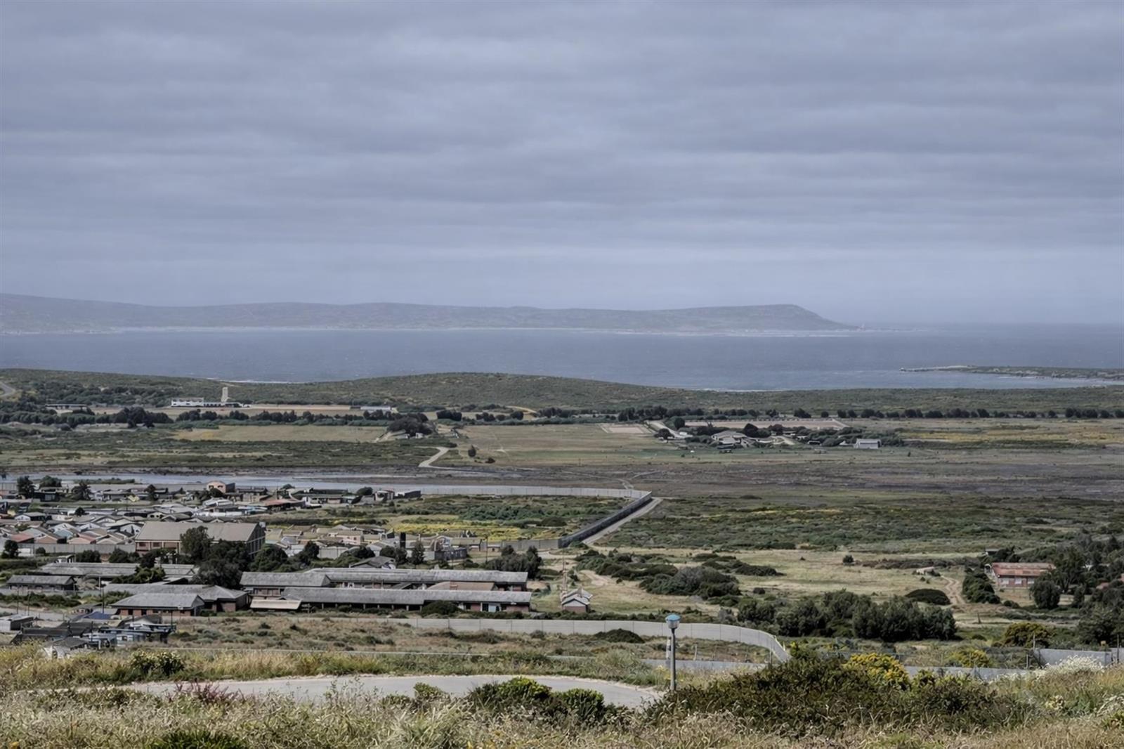 653 m² Land available in Hoogland