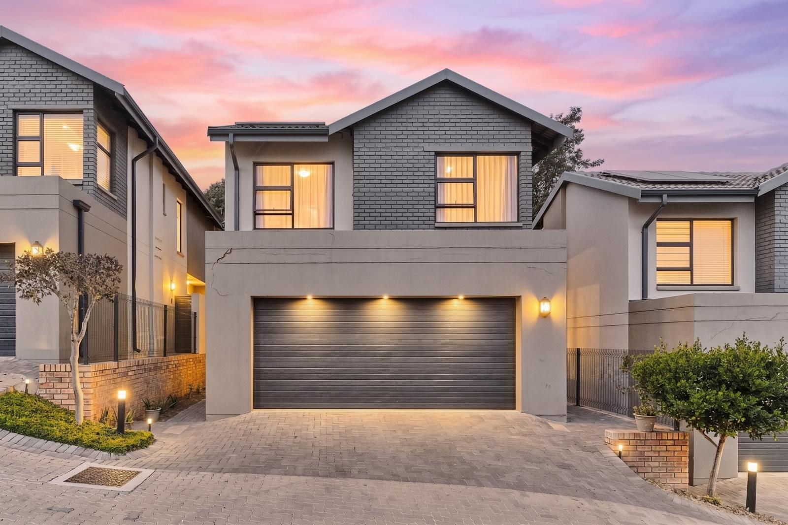 4 Bedroom Townhouse in Bryanston