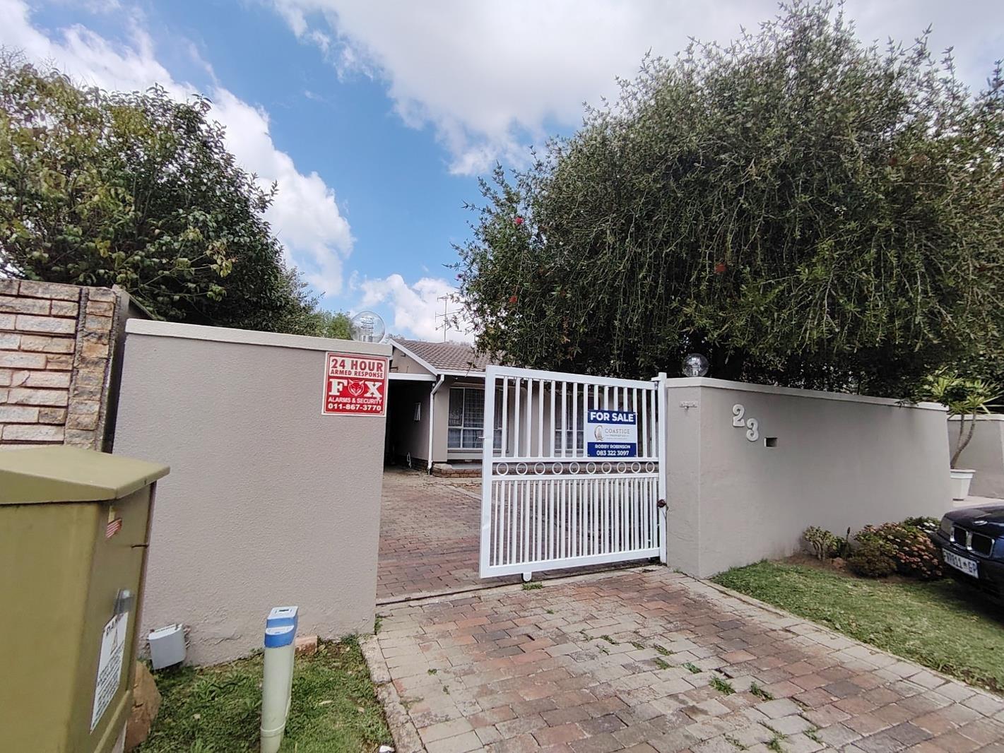 5 Bedroom House in Brackendowns